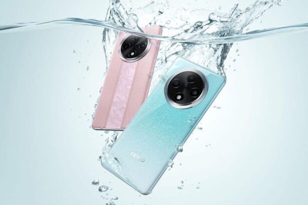 Oppo A3 Pro diklaim sebagai hp pertama di dunia yang tahan terhadap air panas, walau saat direndam sekalipun.