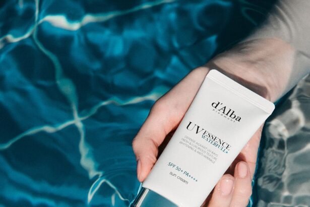 D’Alba Waterfull Essence Sun Cream